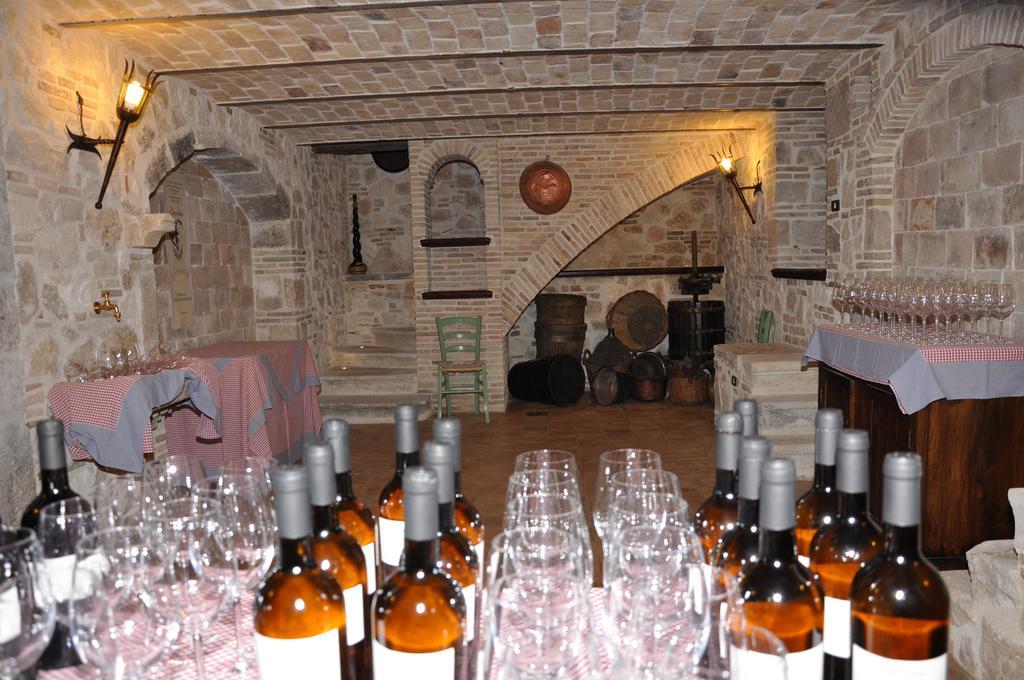 Le Gole Ristorante & Resort チェラーノ エクステリア 写真